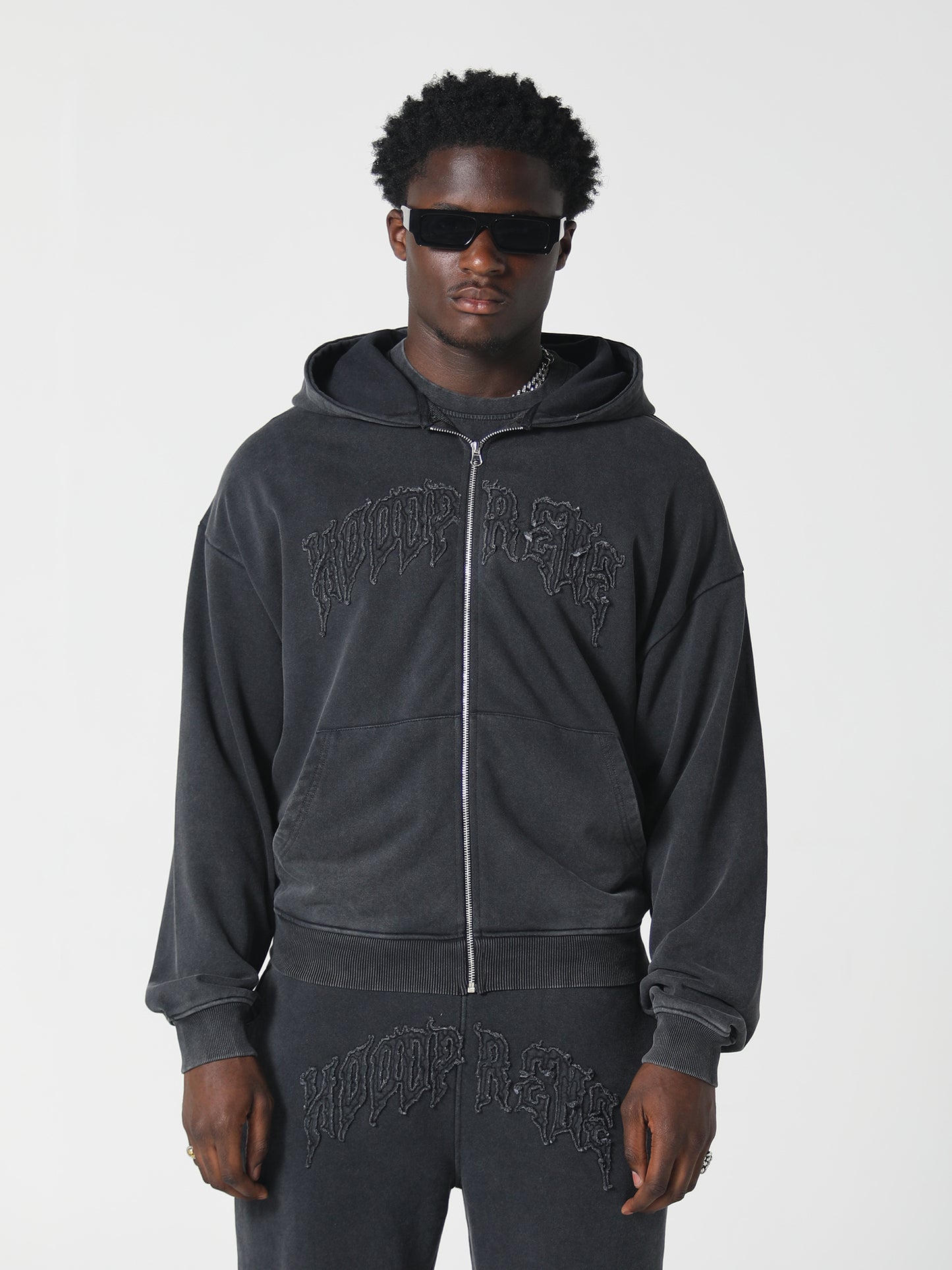 DISTRESSED RAW APLIQUE HOODY WASHED BLACK